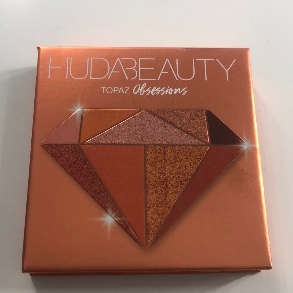 Huda beauty “topaz” obsessions